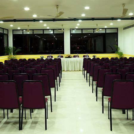 Hotel Green Dreams Kochi Ngoại thất bức ảnh