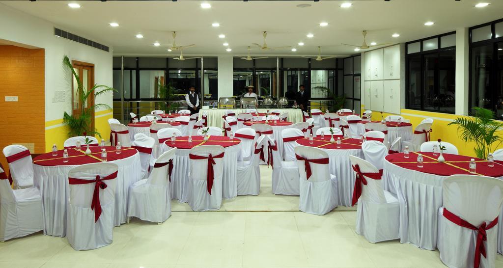 Hotel Green Dreams Kochi Ngoại thất bức ảnh