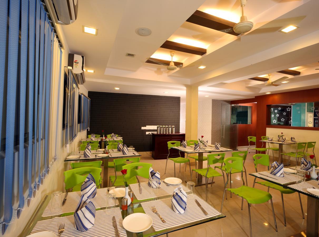 Hotel Green Dreams Kochi Ngoại thất bức ảnh
