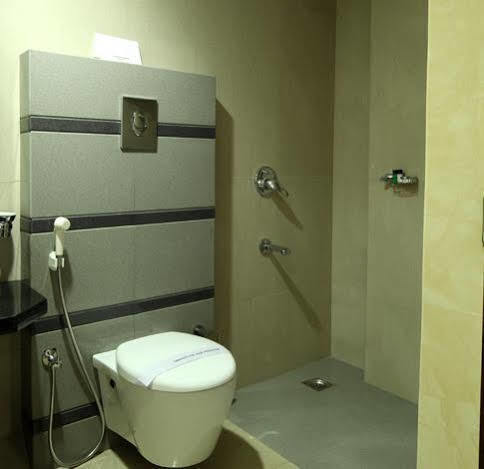 Hotel Green Dreams Kochi Ngoại thất bức ảnh