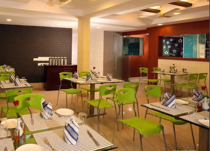 Hotel Green Dreams Kochi Ngoại thất bức ảnh